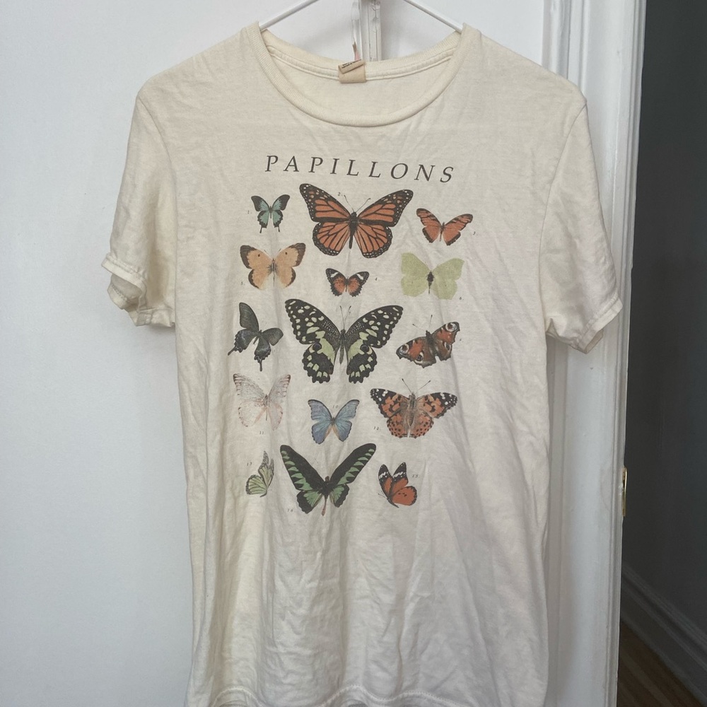 Urban outfitters t shirt